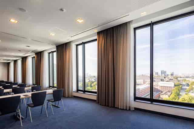 IntercityHotel Hamburg Dammtor - image 2