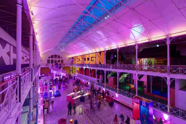 Young V&A - image 2