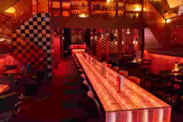 Great Northern Railway Tavern