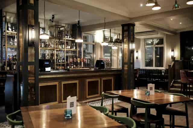 The King's Head, Earl's Court - image 2