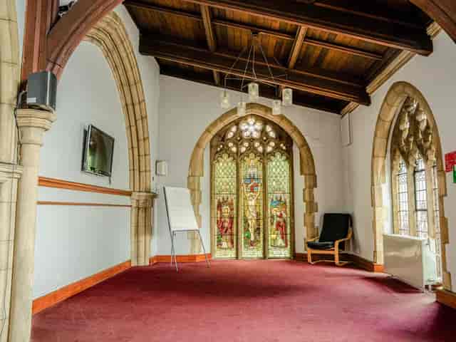 St Thomas Church Hall - image 3