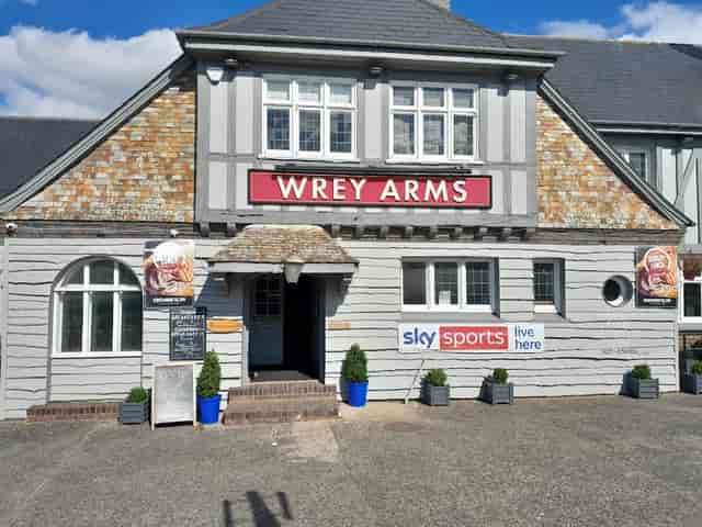 The Wrey Arms - image 3