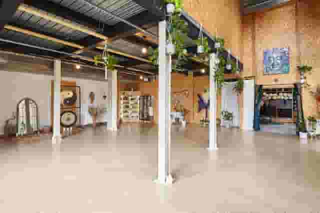 Natural Light Studio