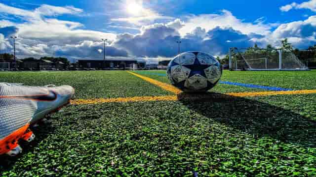 Havant Rugby Club grass pitches for outdoor team building and sporting events.