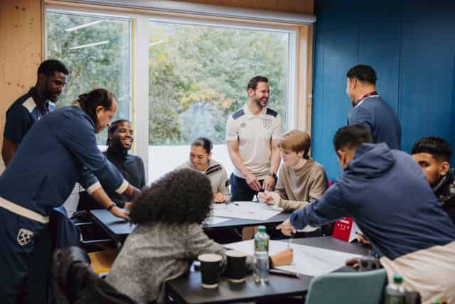 SPARK – INTIMATE BOARD ROOM