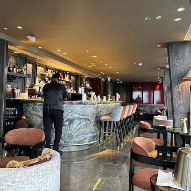 GŎNG Bar - image 2