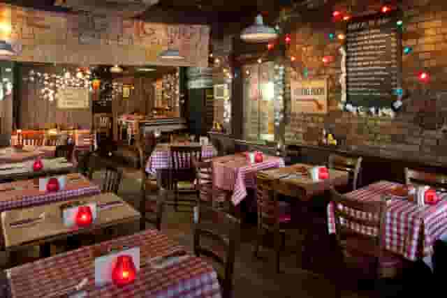 Group Dining Experience: BAR.B.Q Blow Out Menu