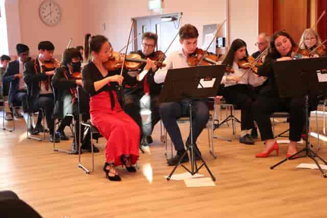 Chandos Community Centre - image 2