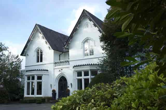 Large Victorian House - image 3
