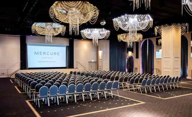 Mercure Manchester Piccadilly Hotel - image 2