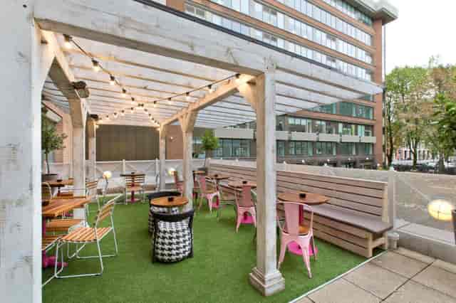 Slug & Lettuce, Manchester Piccadilly - image 2