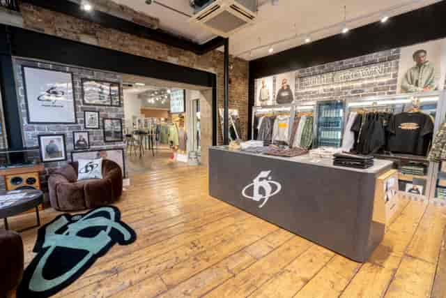 Carnaby Street Pop-Up Retail Space - image 2
