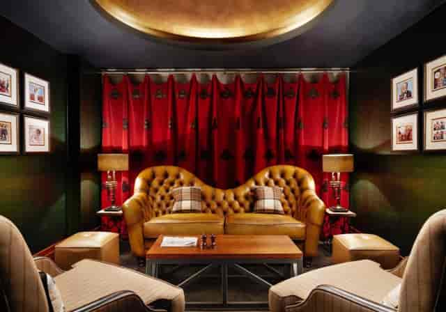 Blue Boar Pub - image 2