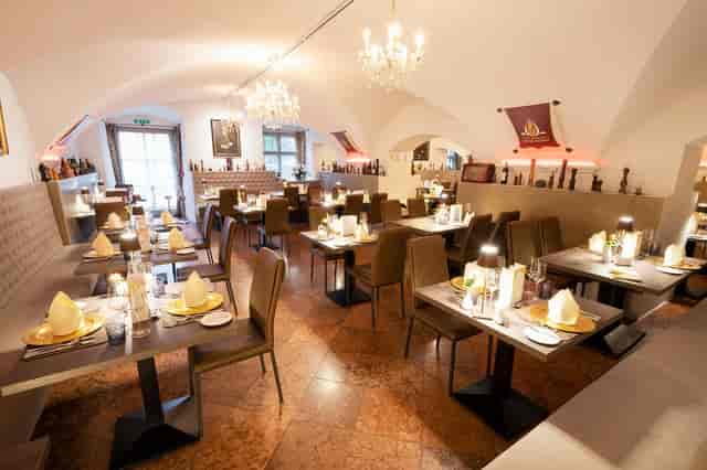 Schlosshotel Mondsee - image 2