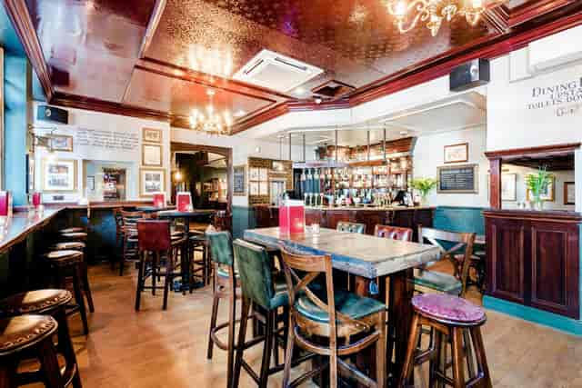 The King's Head - image 2