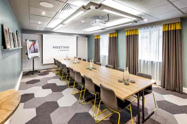 Novotel London City South - image 3