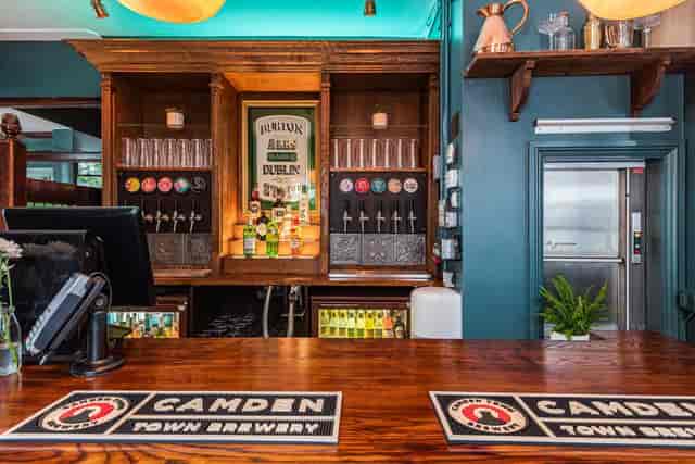 The Carpenters Arms - image 2