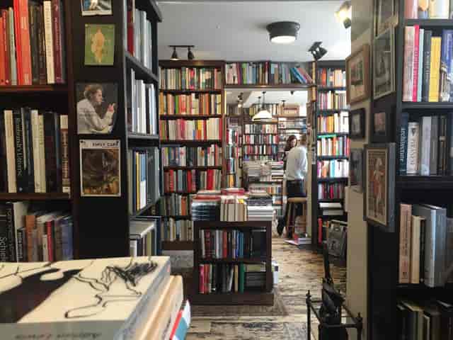 Housmans Bookshop - image 2