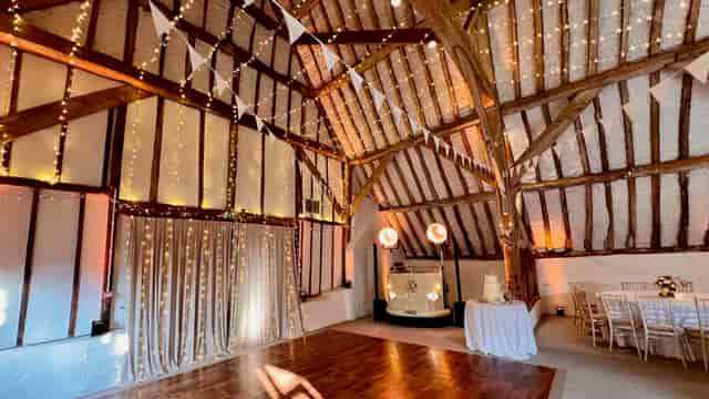 Fitzleroi Barn - image 3