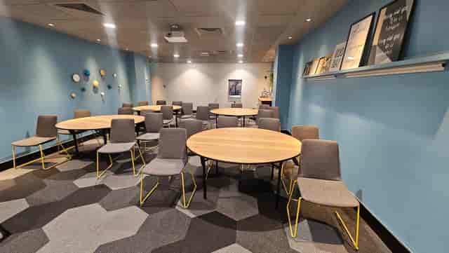 Novotel London Tower Bridge - image 3