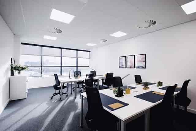 Regus - image 2