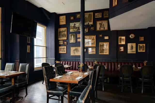 The Lamb Tavern - image 2