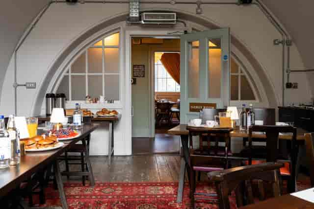 The Parcel Yard - image 3