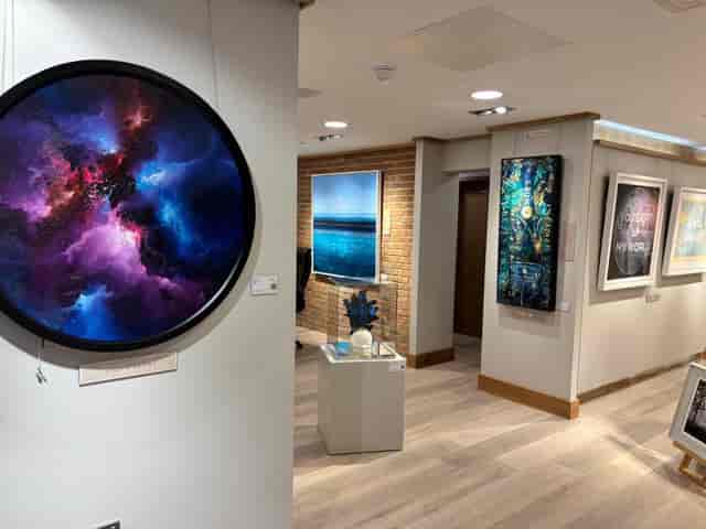 Clarendon Fine Art Marlow - image 3