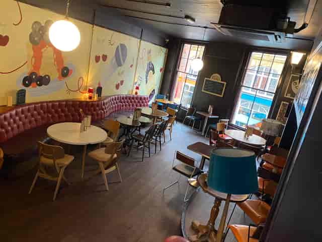 Cherry Reds Cafe Bar - image 2