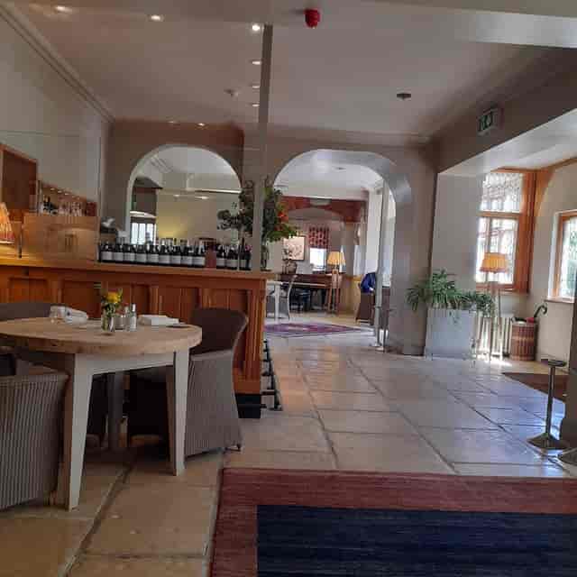The Dysart Petersham - image 3