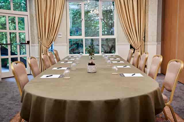 Careys Manor Hotel & SenSpa - image 3