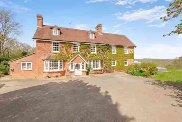 Hartswood Estate - image 2