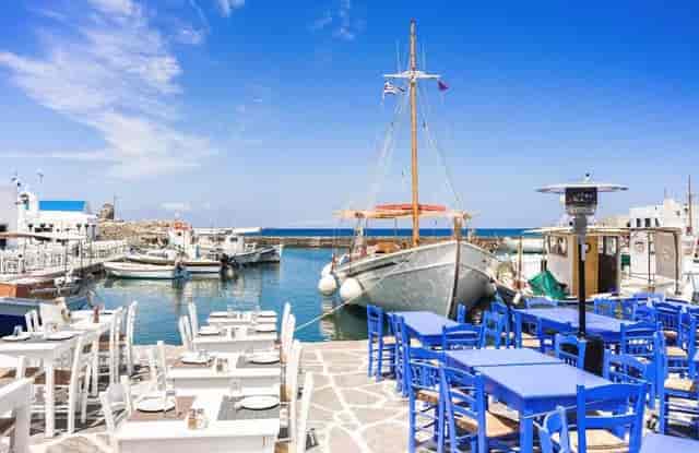 Finikas Club - image 2