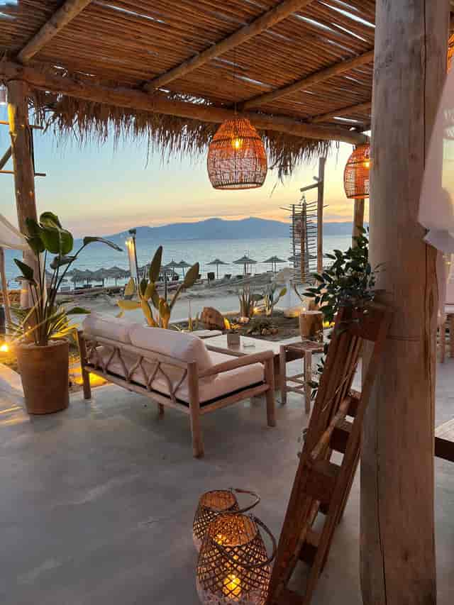 Finikas Café & Bar - image 3