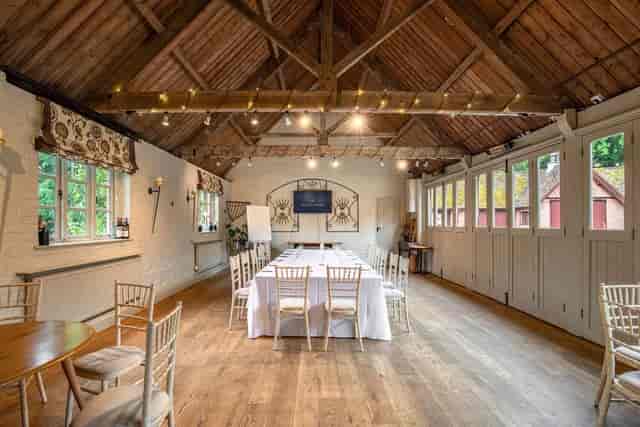 The Five Arrows Hotel - image 3