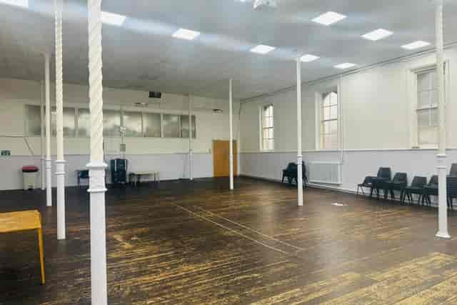 West Croydon Methodist Church - image 3
