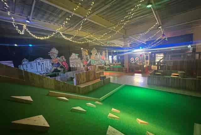 No Name Bar & Games - image 2