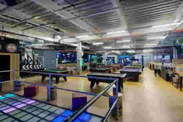 No Name Bar & Games