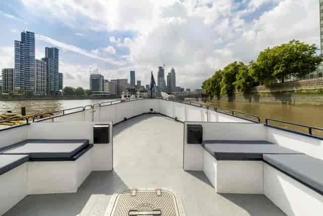 MV Viscount - image 2