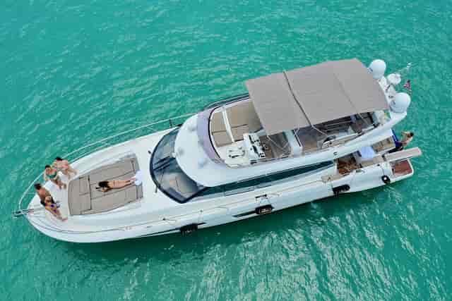 Aristocrat Yacht - image 2