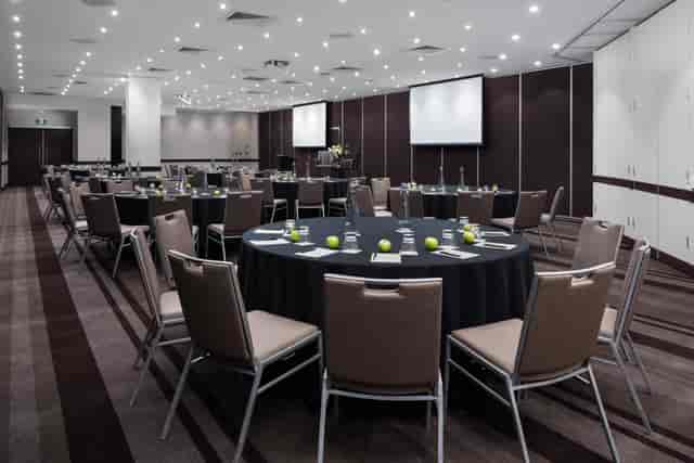 Rydges World Square - image 3