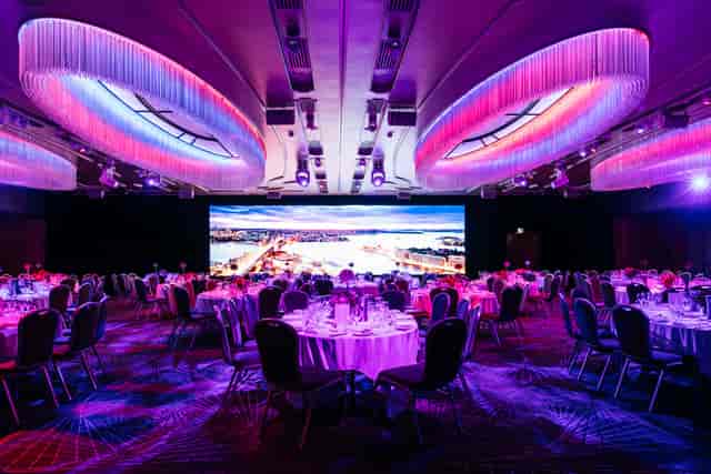Shangri-La Sydney - image 3