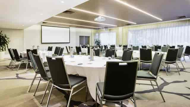 PARKROYAL Parramatta - image 2