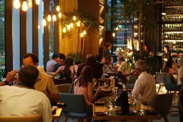 Komyuniti Bar & Restaurant - image 3