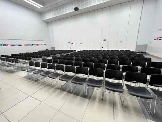 Harris Girls' Academy Bromley - image 2