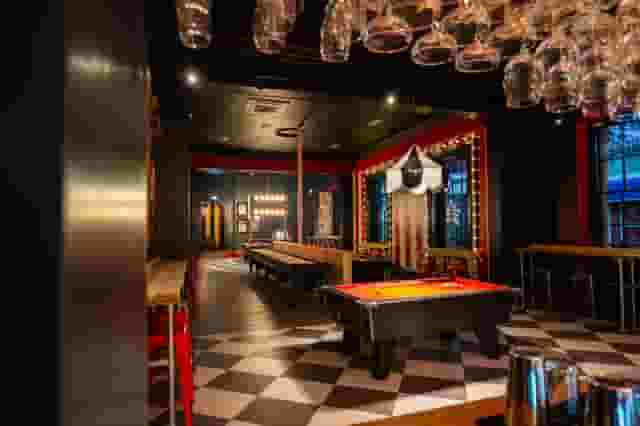 Sideshow Gaming Bar
