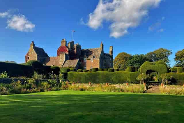 Earls Hall Castle - image 2