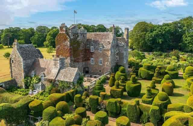 Earls Hall Castle - image 2