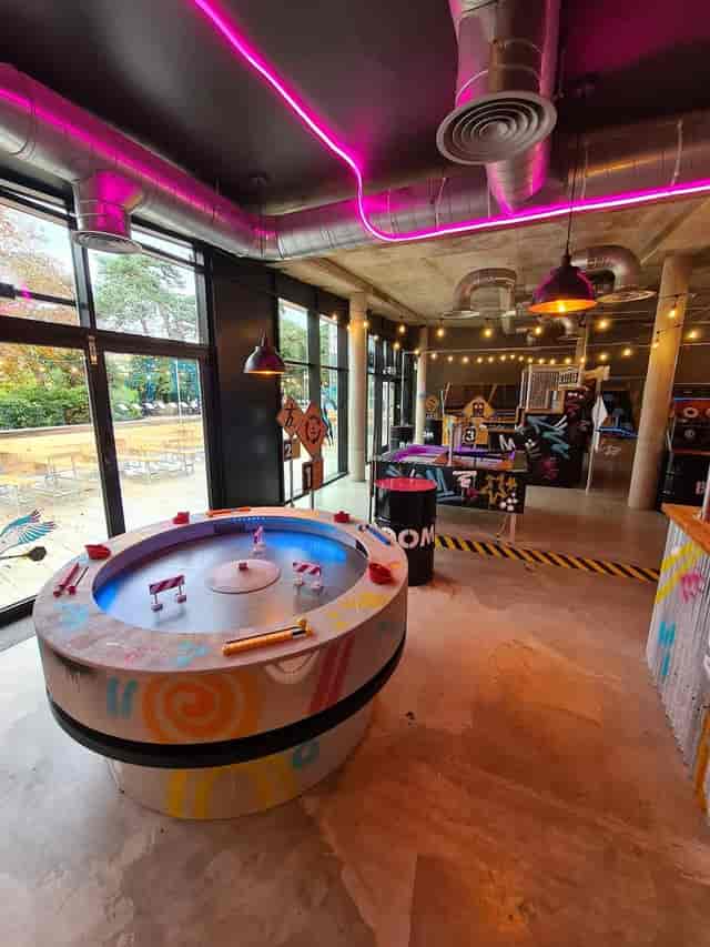 Boom Battle Bar Bournemouth - image 2