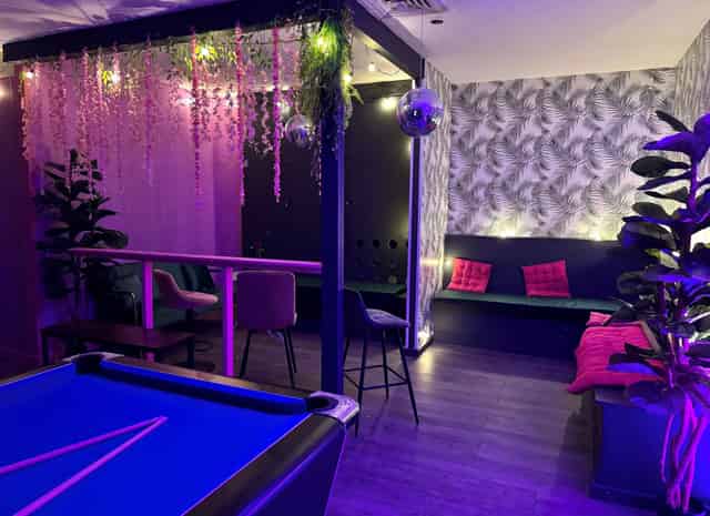 BOOM Box Karaoke Booths